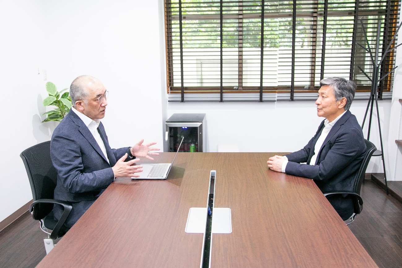 真面目に働く人々に光を当てる