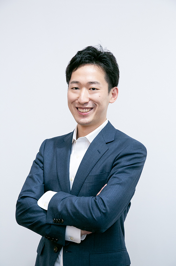 八尾凌介